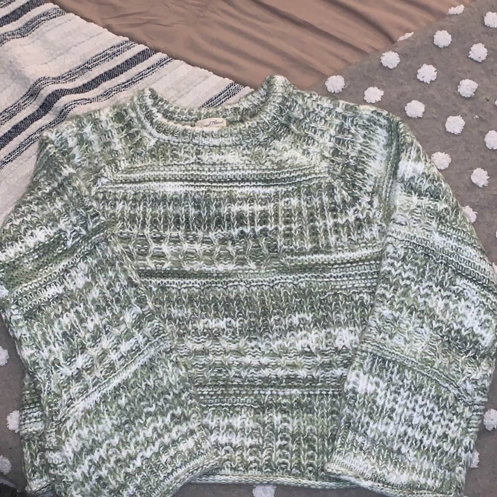 Universal Thread Crewneck Pullover Sweater